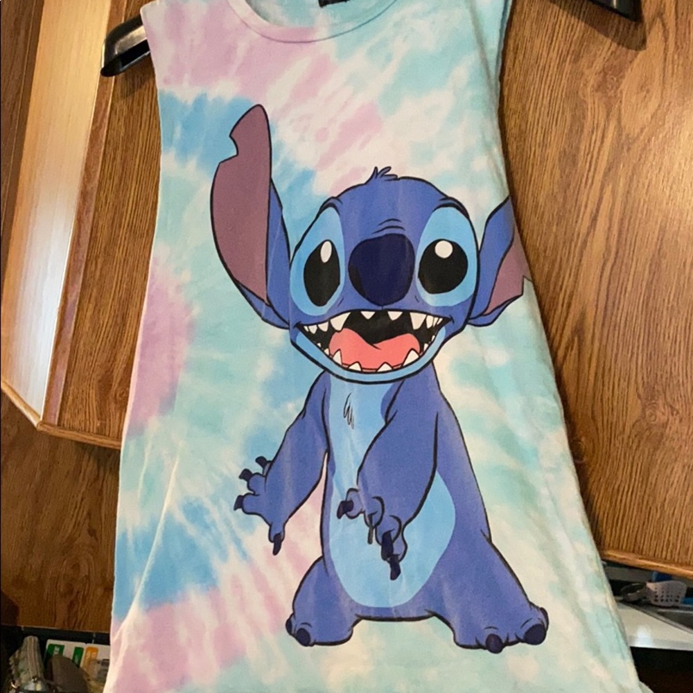 stitch the dye tank